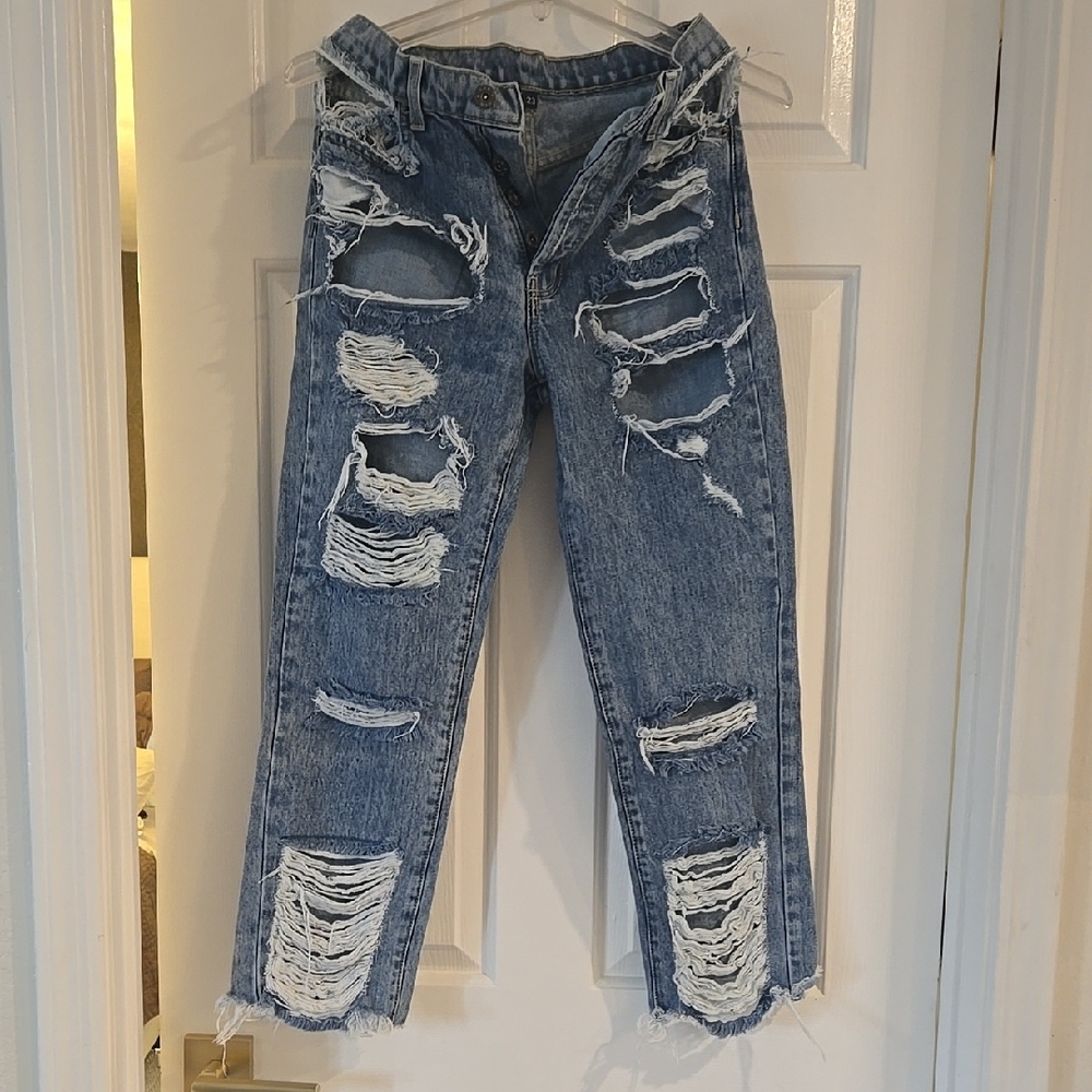 Carmar Distressed Blue Ankle Jeans
